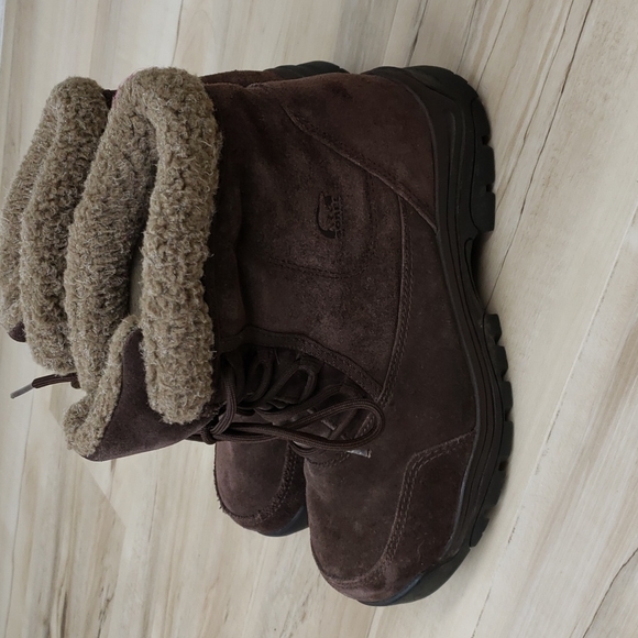 Sorel waterfalls women's brown low lace thimsulate insulation size 8 - Picture 4 of 8